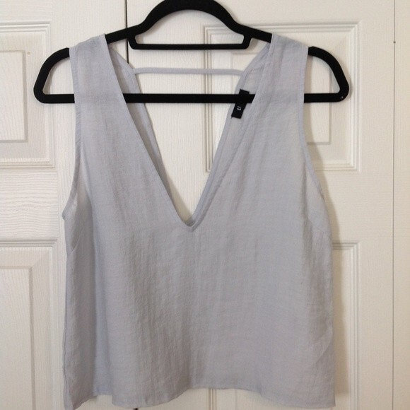 LUCCA Small Light Gray Blue Deep V-Neck Lightweight Sleeveless Blouse Tank - Picture 1 of 6